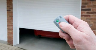 Купить автоматику для рулонных ворот Ангарск, цена от 2807 руб.